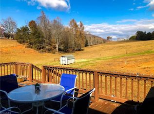 673 Mount Zion Rd, Pinnacle, NC 27043