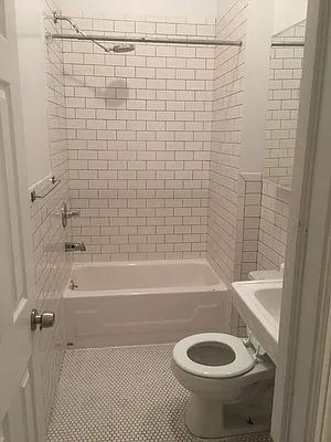 Rented by Gioia Realty | media 74