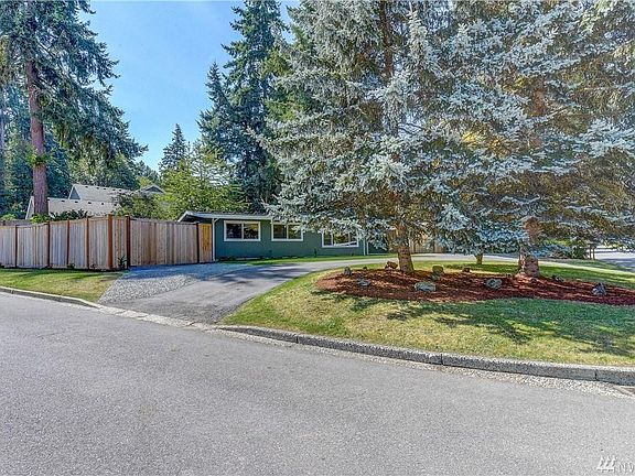 2nd image of 14629 SE 42nd St