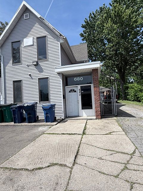 1st image of 680 Walden Ave