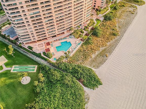 5th image of 1310 Gulf Blvd APT 8A