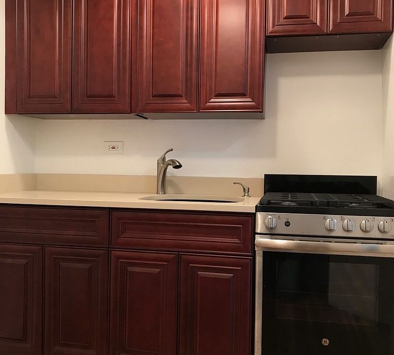 1st image of 3443 Crescent St APT 2A