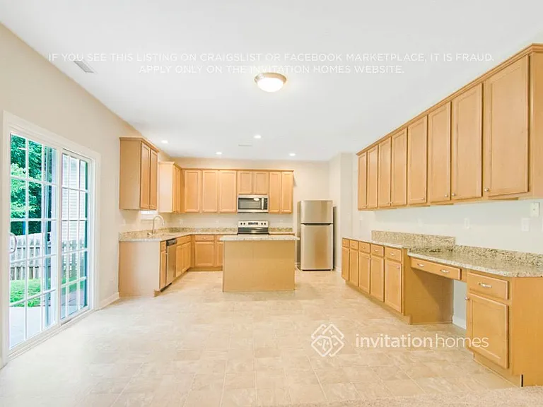 12312 Tetons Ct — Photo 7