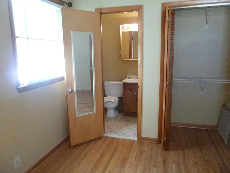bath in 4th bedroom