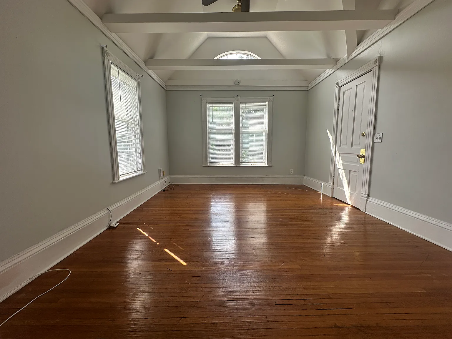 1 bed, 600 sqft, $1,295 — Photo 2