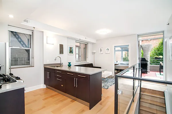 Sold by Compass | media 17