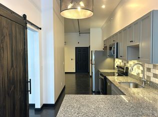 24 Beacon St #216D, Littleton, NH 03561