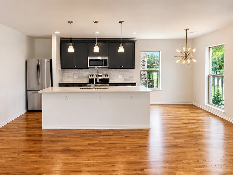 1038 Galloway Ave — Photo 3