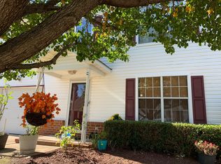 2130 Holly Berry Ln, Chesapeake, VA 23325