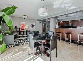 2963 N Sheridan Rd #1208, Chicago, IL 60657