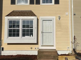 6 Bardia Ct, Rosedale, MD 21237