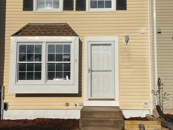 6 Bardia Ct, Rosedale, MD 21237