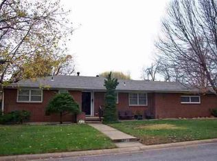991 N Valleyview St, Wichita, KS 67212