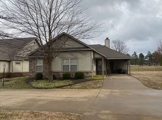 4078 N Rolling Meadows Dr, Fayetteville, AR 72703