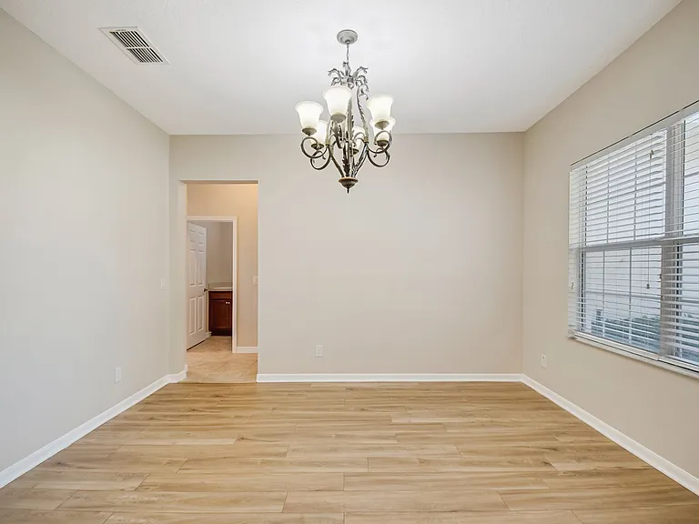 1904 Candlenut Cir — Photo 22