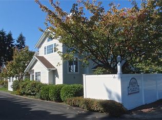 18537 Linden Ave N APT 4, Shoreline, WA 98133
