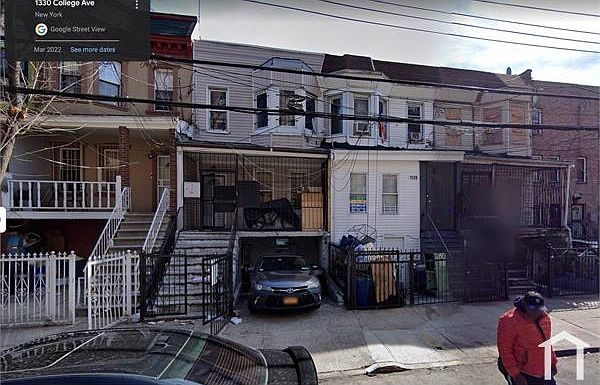2nd image of 1328 College Ave