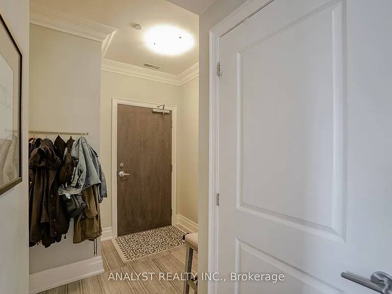 10425 Islington Ave #218 — Photo 8