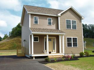 24 Wine Time Cir, Lisbon, ME 04250