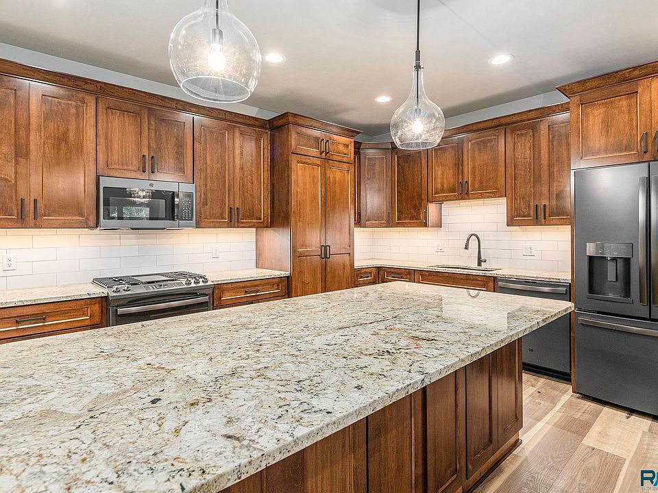 5308 W Cardinal Cove Pl, Sioux Falls, SD 57106 MLS 22206293 Zillow