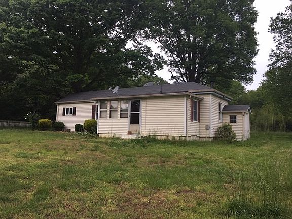 2nd image of 1456 Wrights Ln