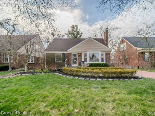 1633 Edgewood Dr, Royal Oak, MI 48067