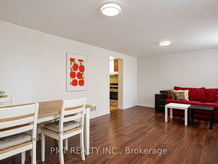 59 Mitcham Dr — Photo 24