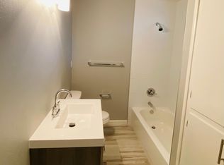 421 Sycamore Ave APT A, Modesto, CA 95354