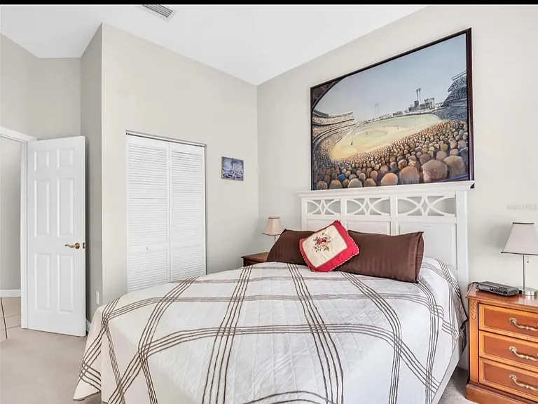 1070 S Pointe Alexis Dr — Photo 14