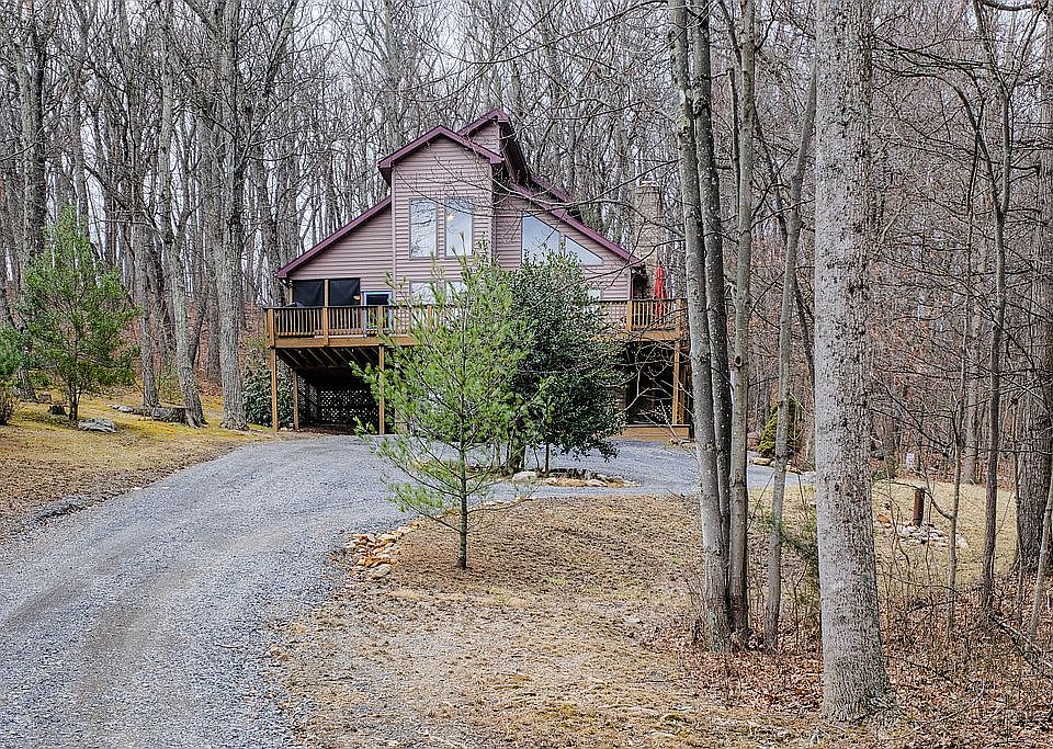 1st image of 642 Paddys Run Rd