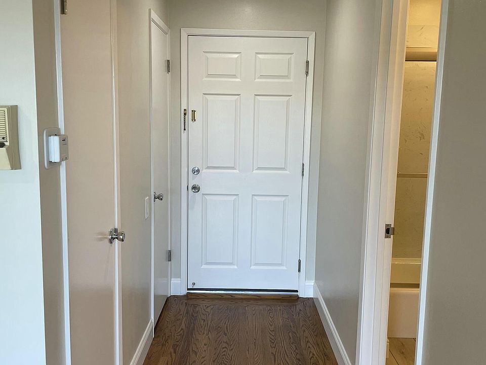 1st image of 15 Grand View Ter #1