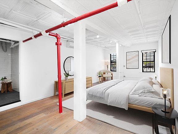 2nd image of 262 Bowery APT 5