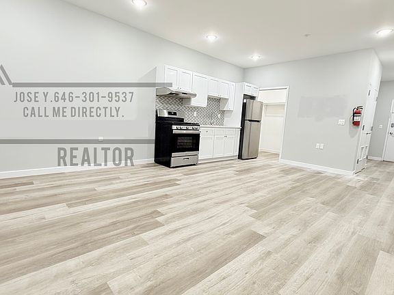 4th image of 285 Fulton Pl #10