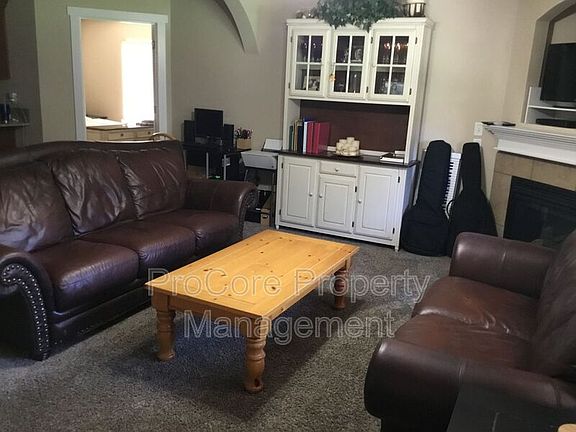 4th image of 9921 W Rosecroft Ct Unit 104