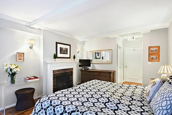 Sold by Town Residential | media 5