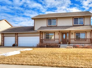 2015 SE Clover Ridge Dr, Ankeny, IA 50021
