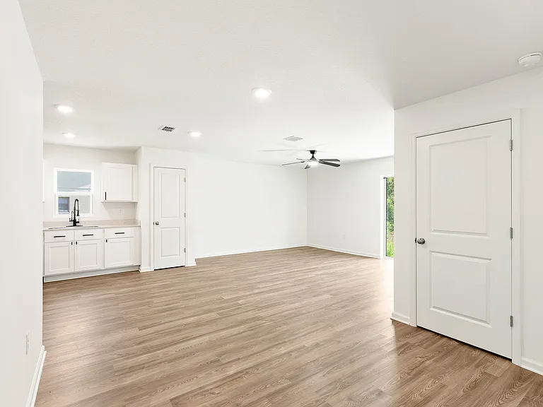 14241 SW 34th Terrace Rd — Photo 7