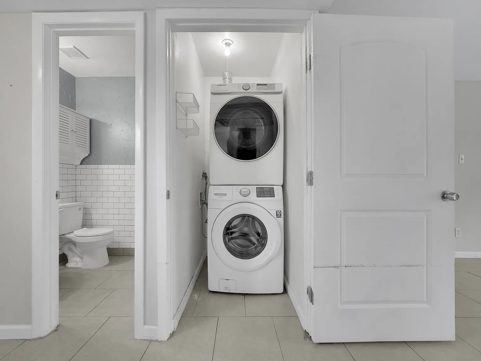 2 bed, 1.5 bath, 1084 sqft, $1,700 — Photo 2