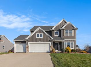 6880 Highmeadow Dr, Hudsonville, MI 49426