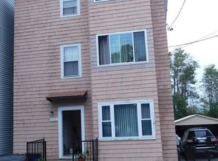 1968 N Main St, Fall River, MA 02720