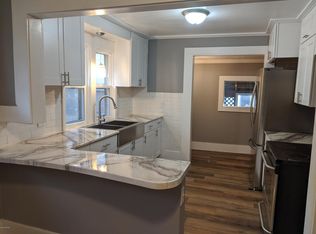 173 Battle Creek Ave, Battle Creek, MI 49037