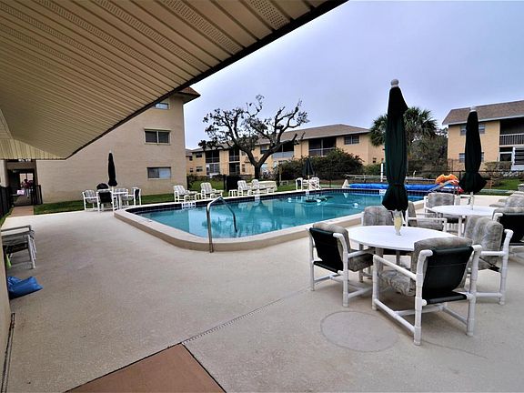 2nd image of 3210 N Harbor City Blvd APT 214