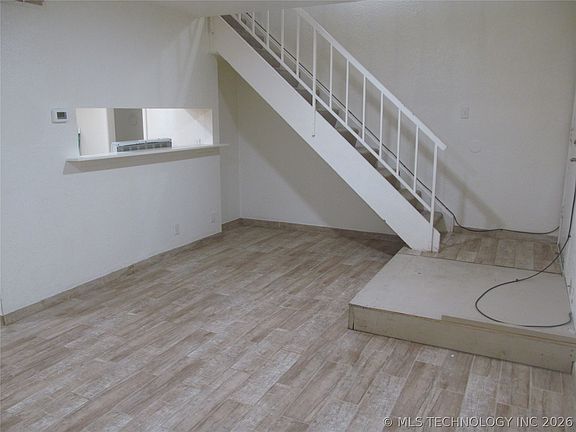 3rd image of 6618 S Zunis Ave #210