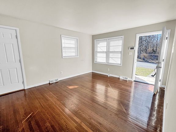 2nd image of 302 Stanley Dr