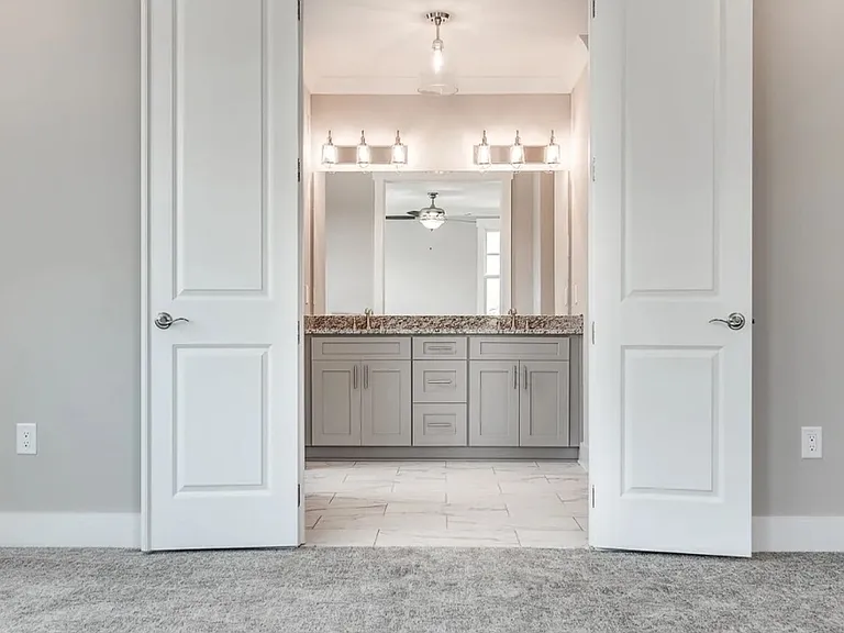 6076 Cushing Cir — Photo 32
