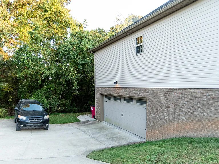 2865 Kettle Ct — Photo 8
