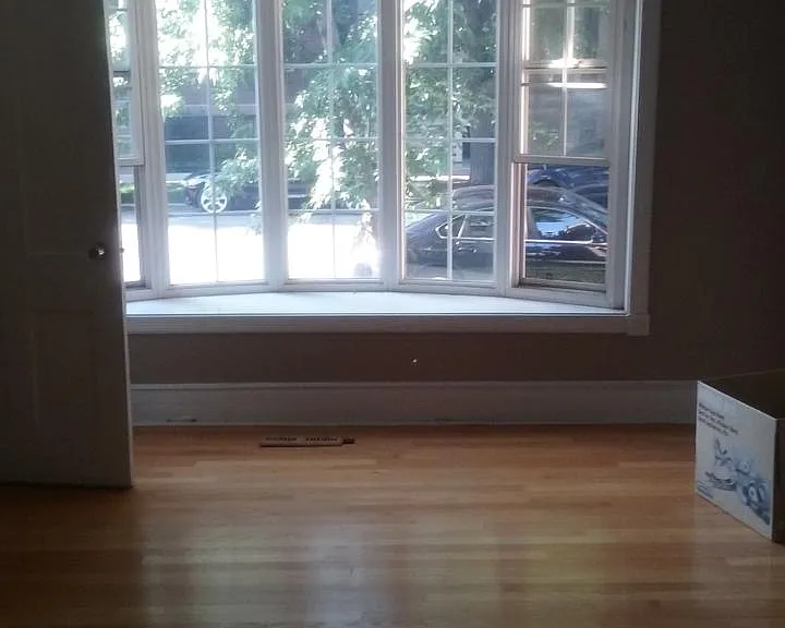 1343 W George St — Photo 2