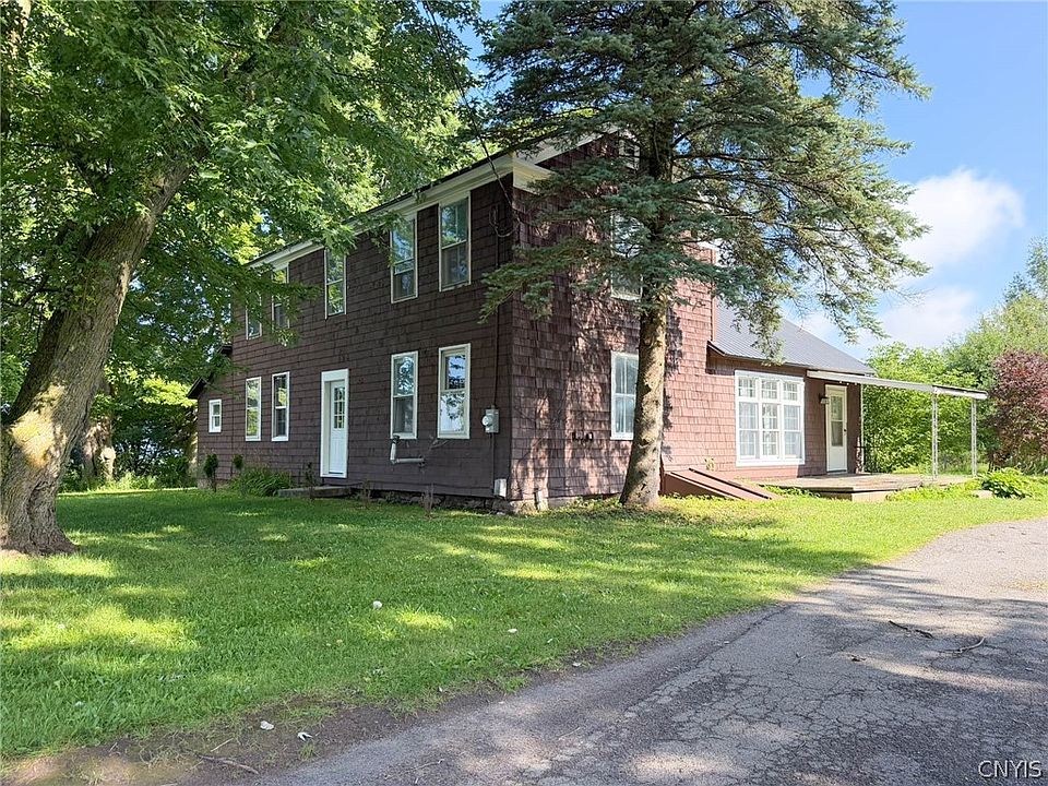 1st image of 2946 Fountain St