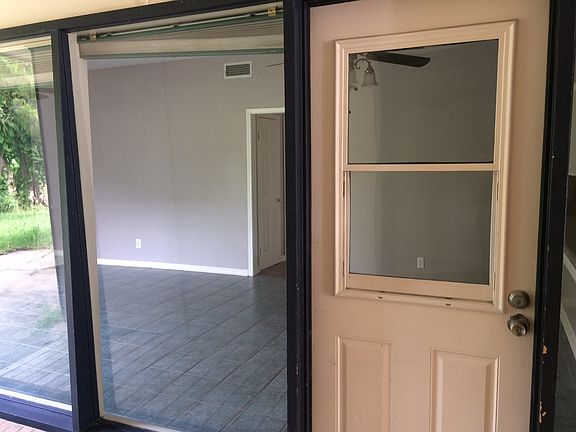 5th image of 4303 Oaklawn St