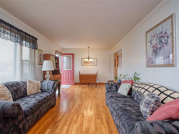 5th image of 2428 Willowhurst Cir